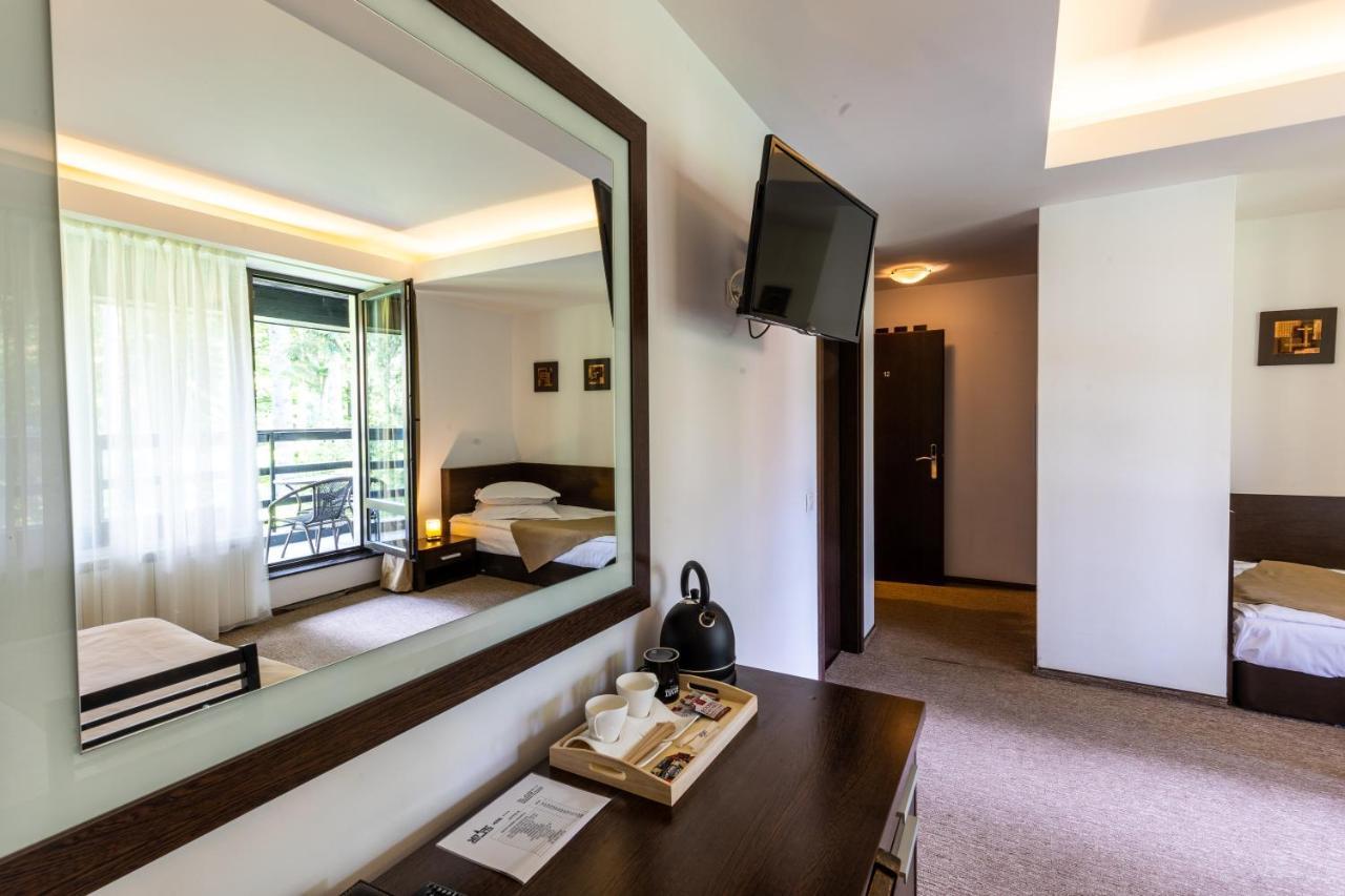 Hotel Smart سِنايا المظهر الخارجي الصورة