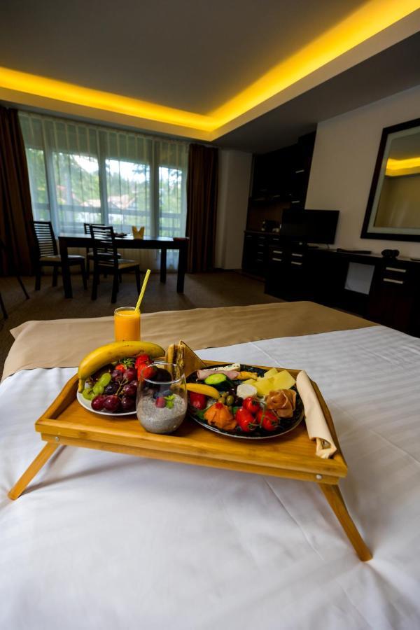 Hotel Smart سِنايا المظهر الخارجي الصورة