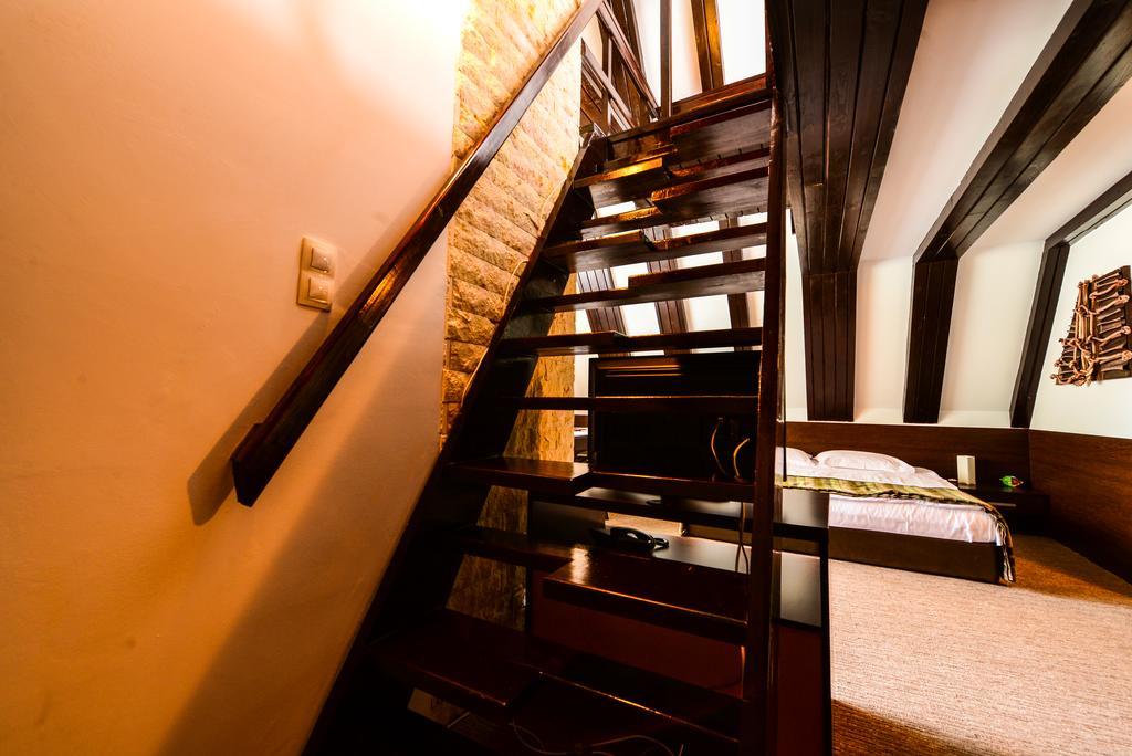 Hotel Smart سِنايا المظهر الخارجي الصورة